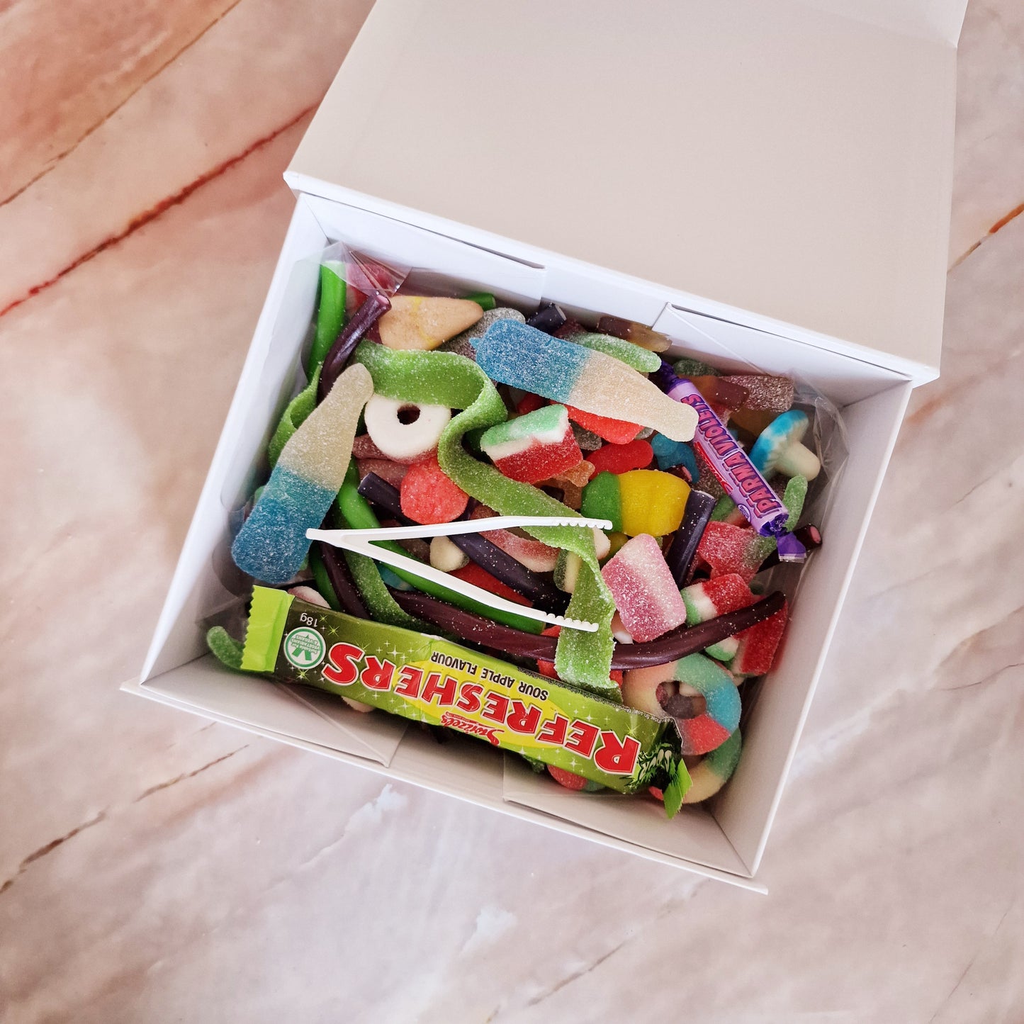 Luxury Sharing Gift Box - Moreishsweetsco